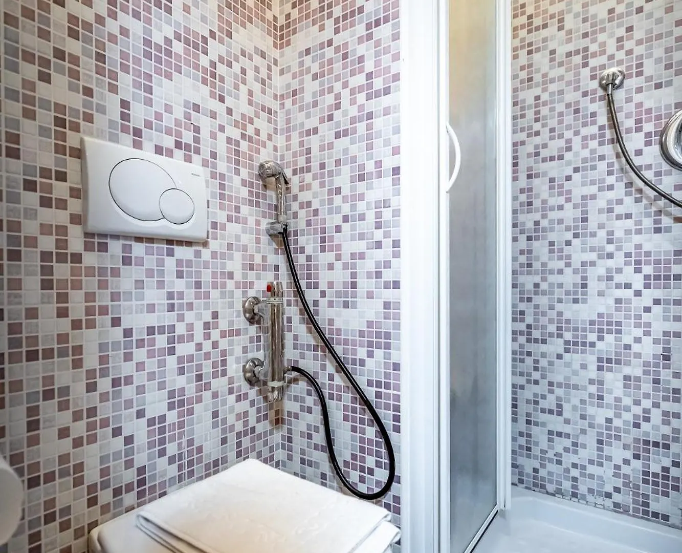 Apartment Roommo Cimabue Florence Italy